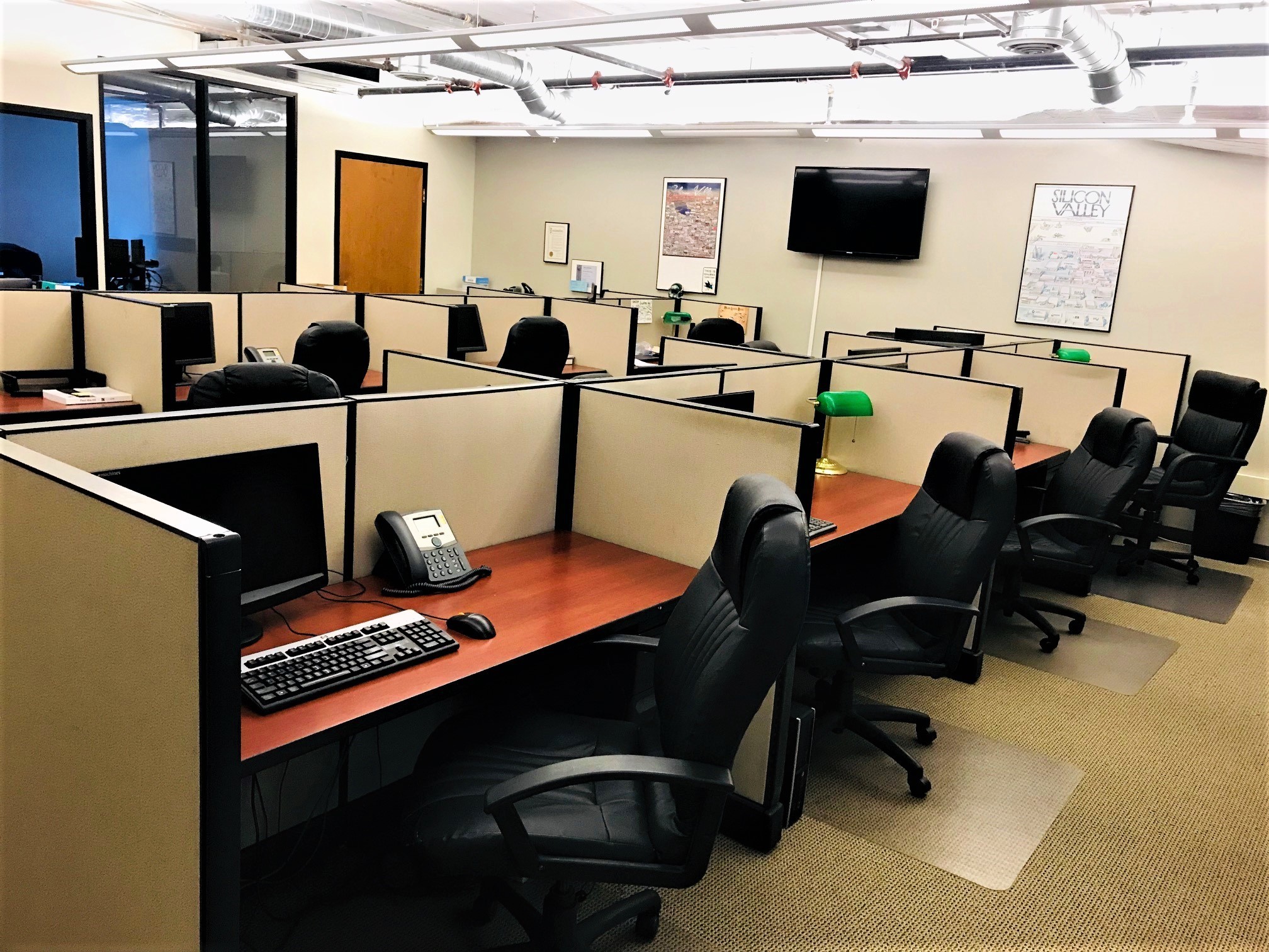 2-6 Designated Desks in Prime SF Office Space 2-6 Designated Desks in Prime SF Office Space