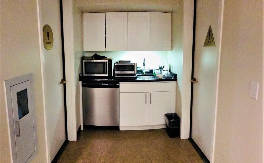 2-6 Designated Desks in Prime SF Office Space 2-6 Designated Desks in Prime SF Office Space