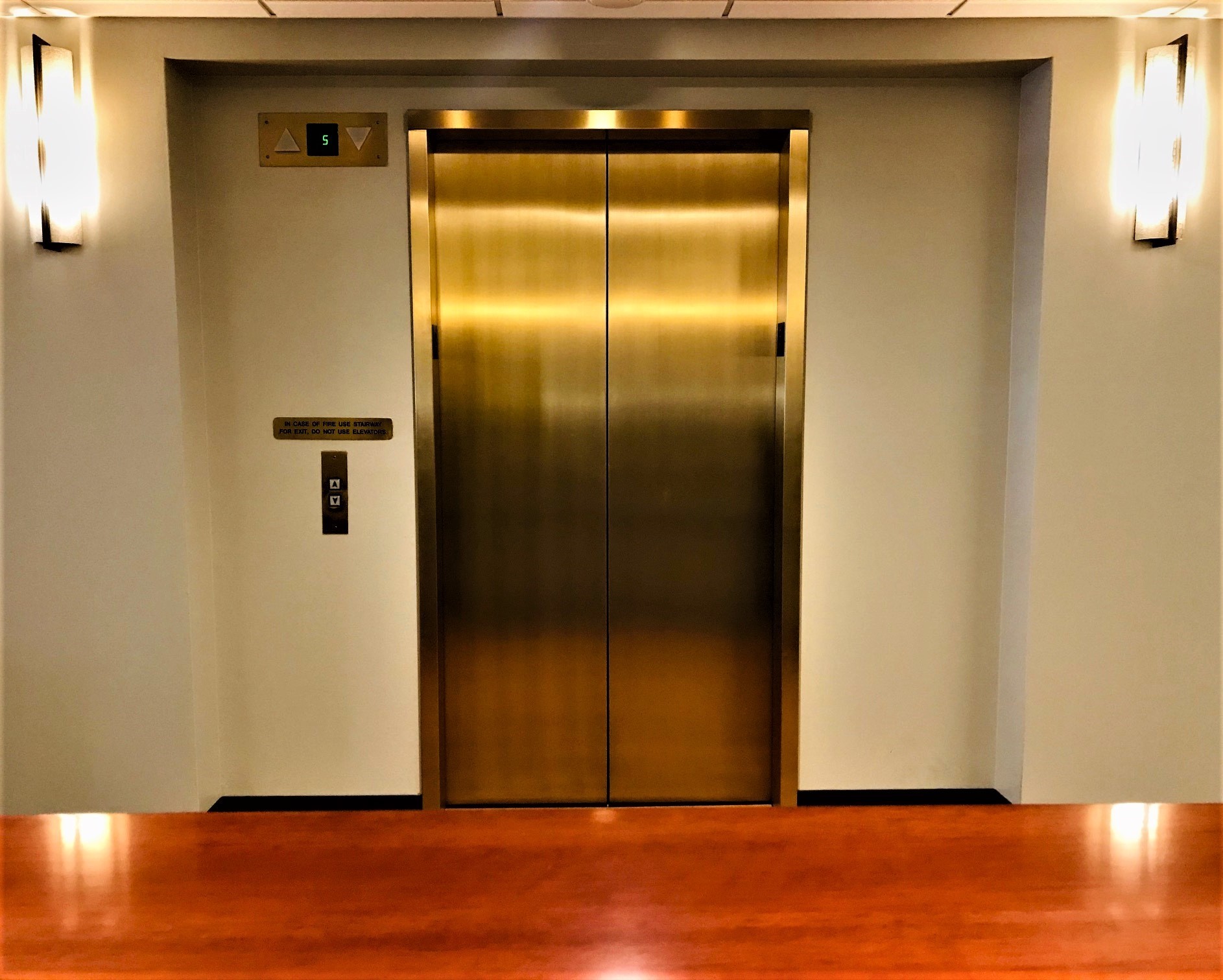 2-6 Designated Desks in Prime SF Office Space 2-6 Designated Desks in Prime SF Office Space