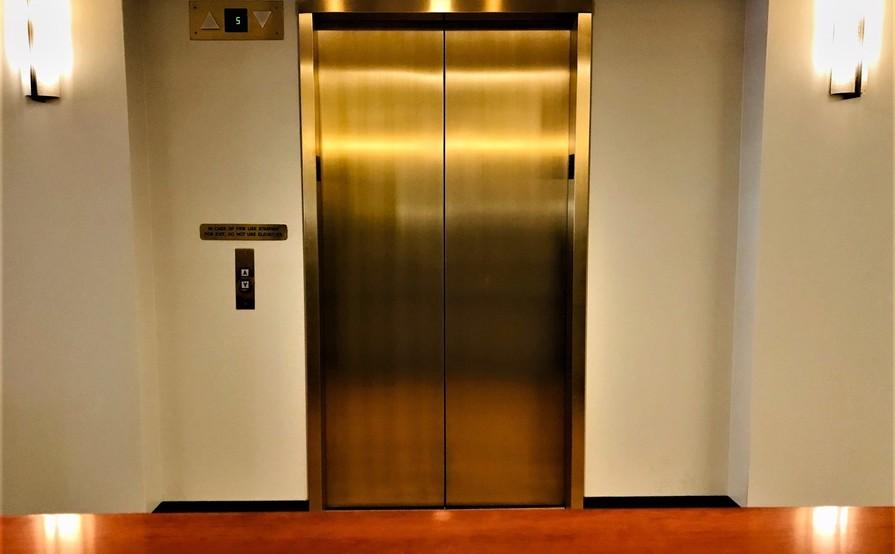 2-6 Designated Desks in Prime SF Office Space 2-6 Designated Desks in Prime SF Office Space