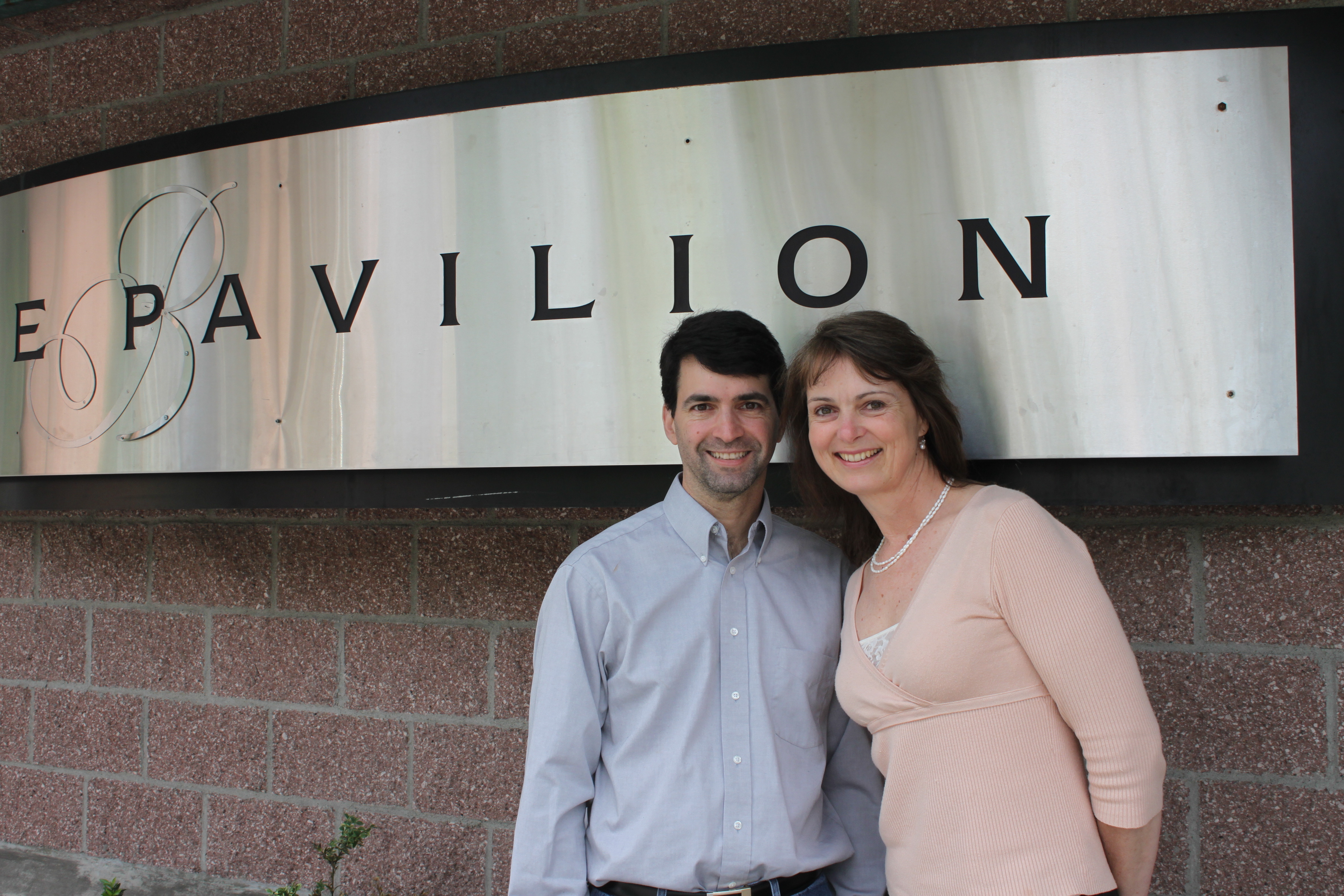 OfficeXpats Coworking and Conference Center coworking desks