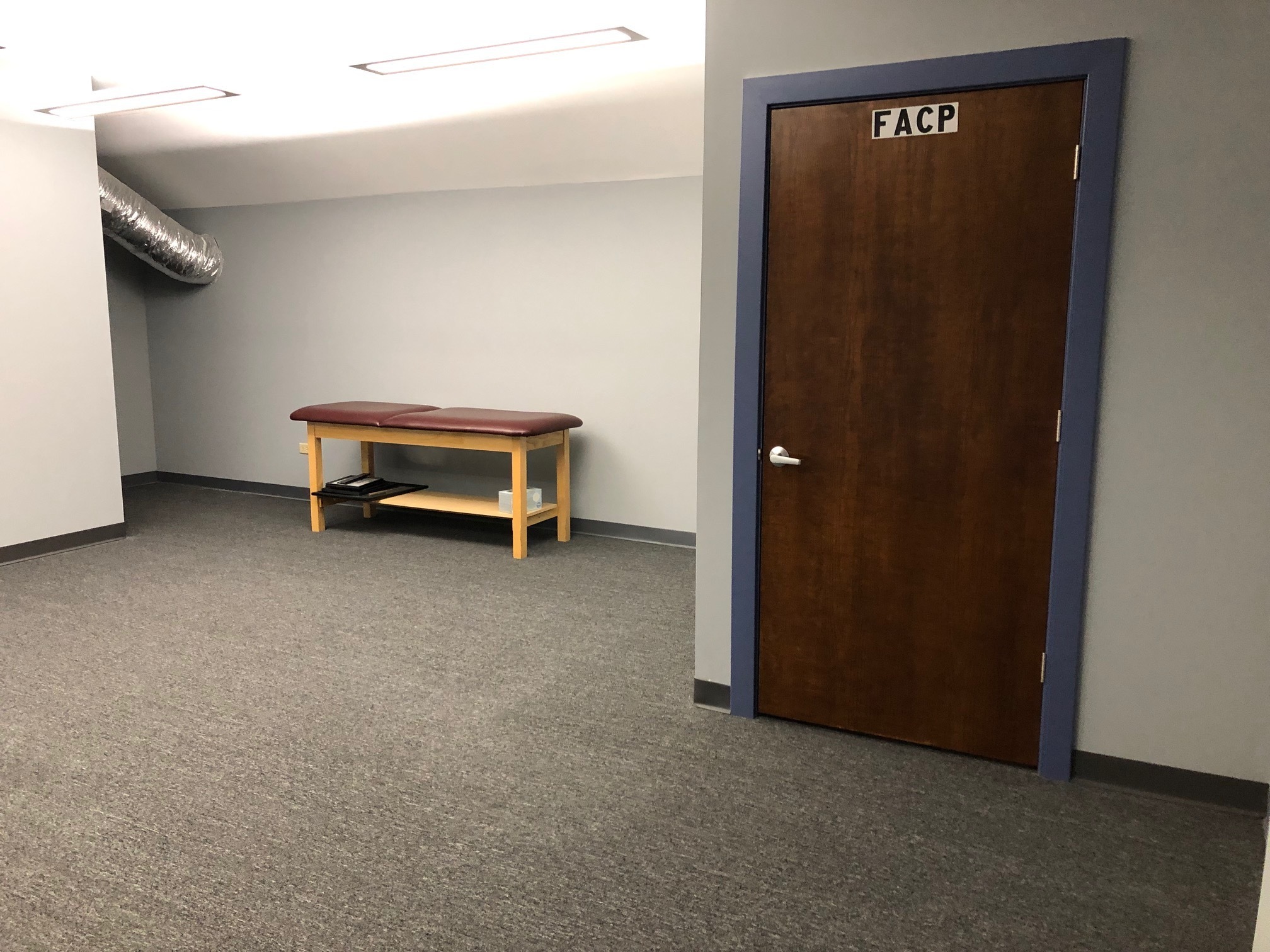 Loft Office on 2nd Floor Avail for Rent Immediately Low Rent