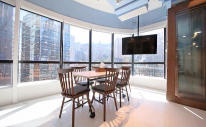 Private Offices (1 pax) Private Offices (1 pax)