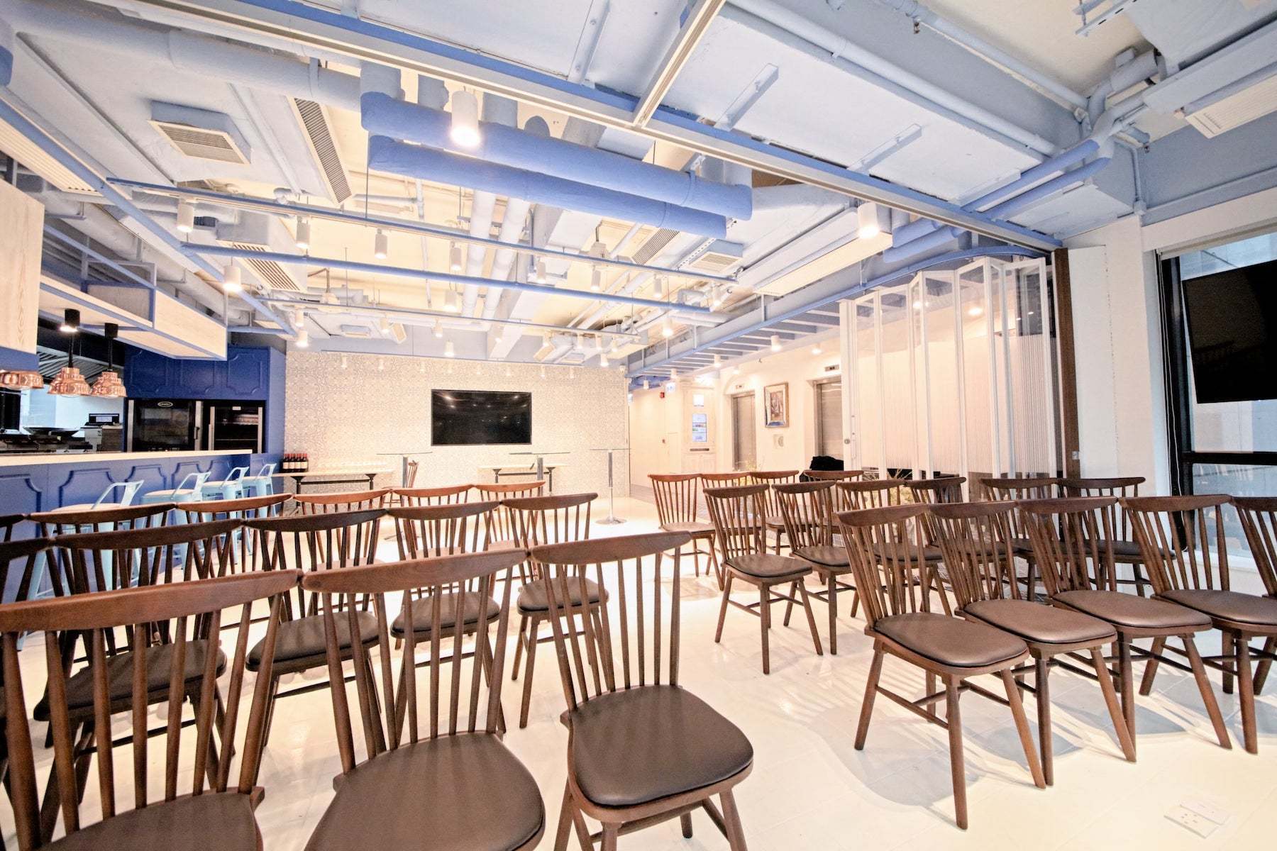 Private Offices (1 pax)