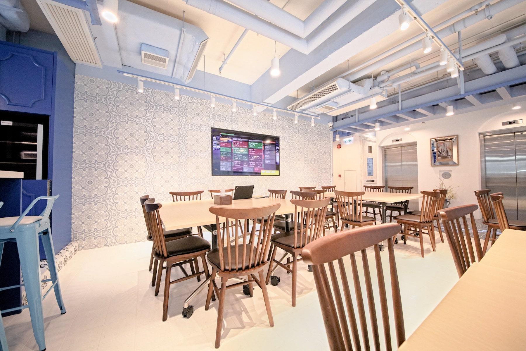 Private Offices (1 pax)