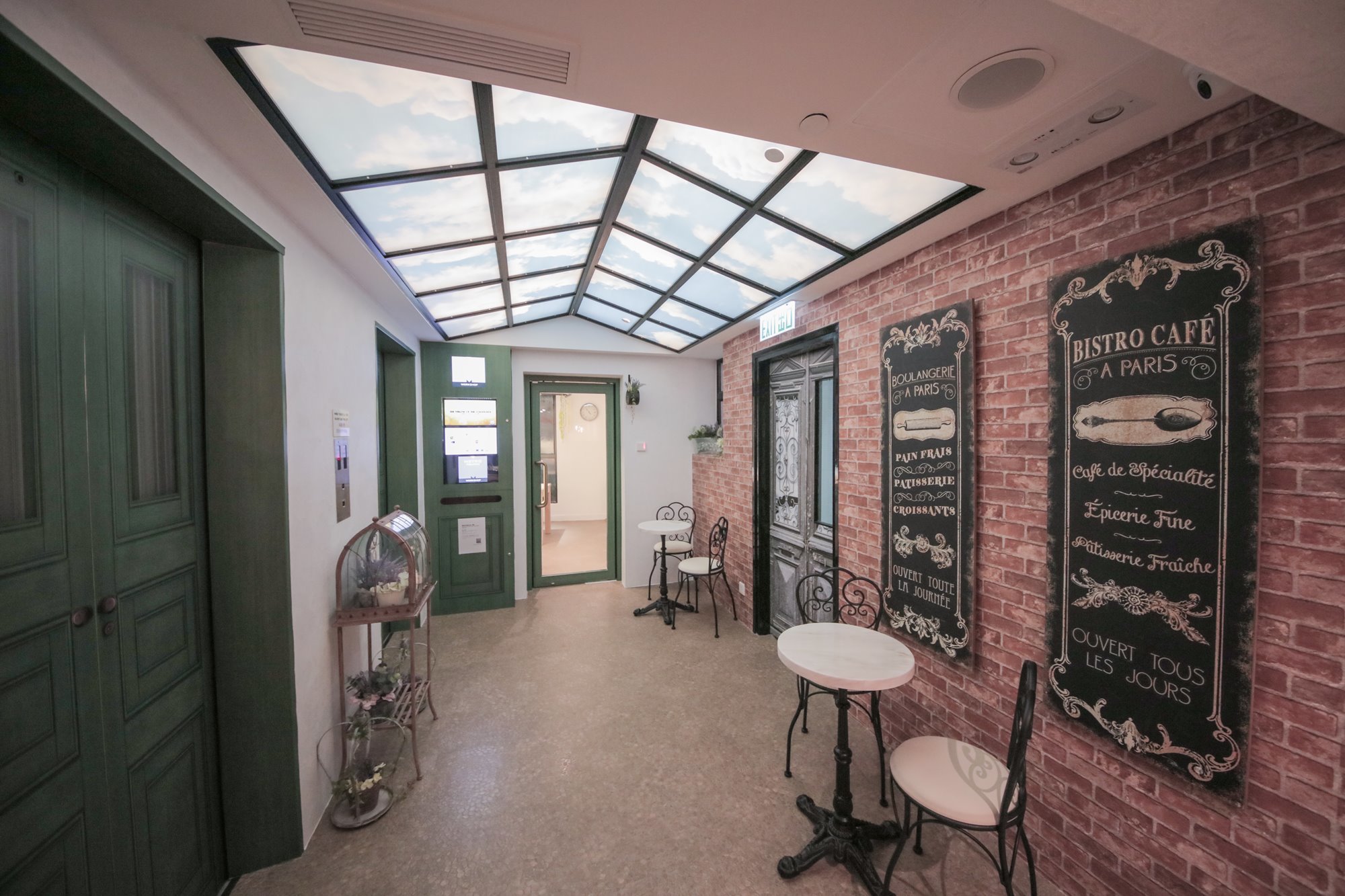Private Offices (1 pax) Private Offices (1 pax)