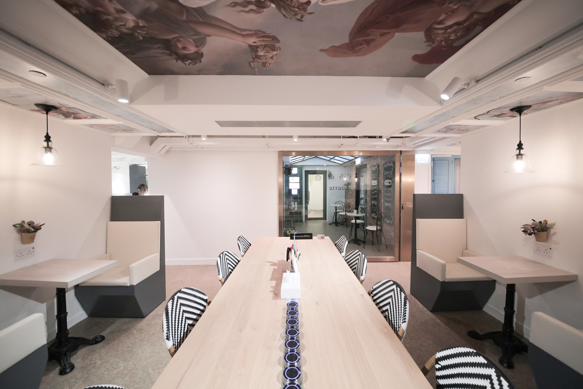 Private Offices (1 pax) Private Offices (1 pax)