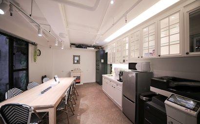 Private Offices (1 pax) Private Offices (1 pax)