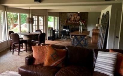 Osborne International Dressage Office Space Osborne International Dressage Office Space