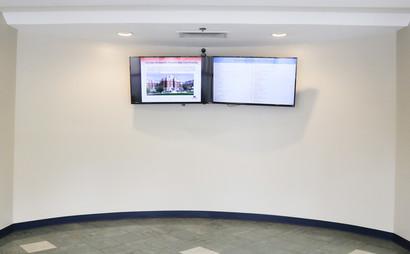 Luxurious and Affordable Private Office Luxurious and Affordable Private Office