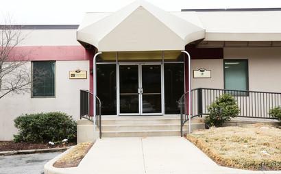 Luxurious and Affordable Private Office Luxurious and Affordable Private Office