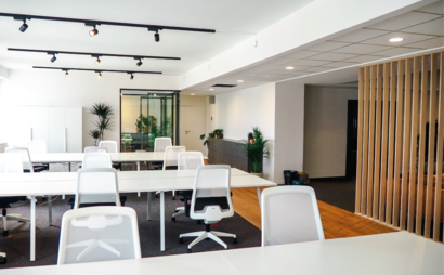 Hot desks Hot desks