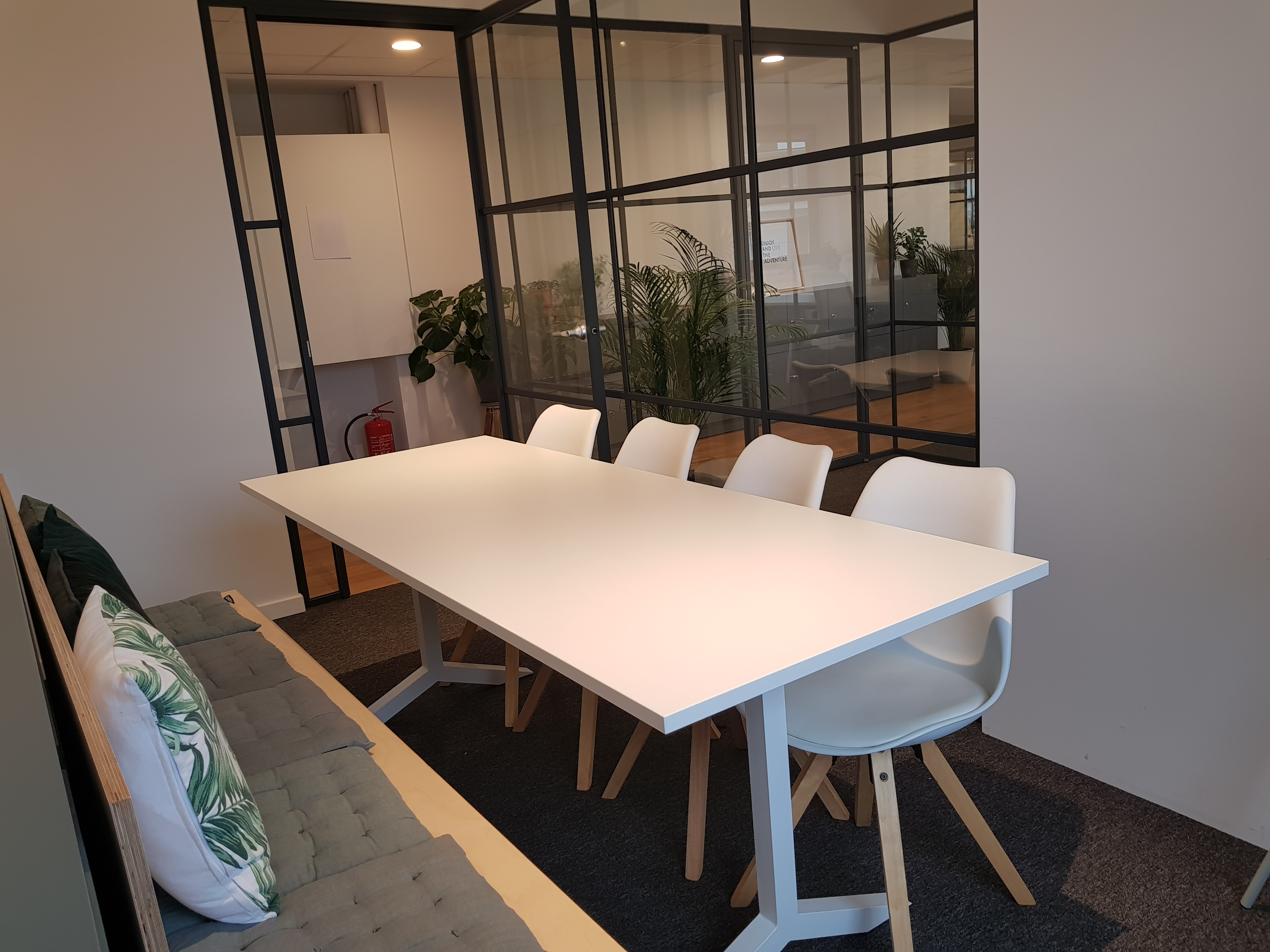 Stokesia & Nikko Blue - Meeting rooms