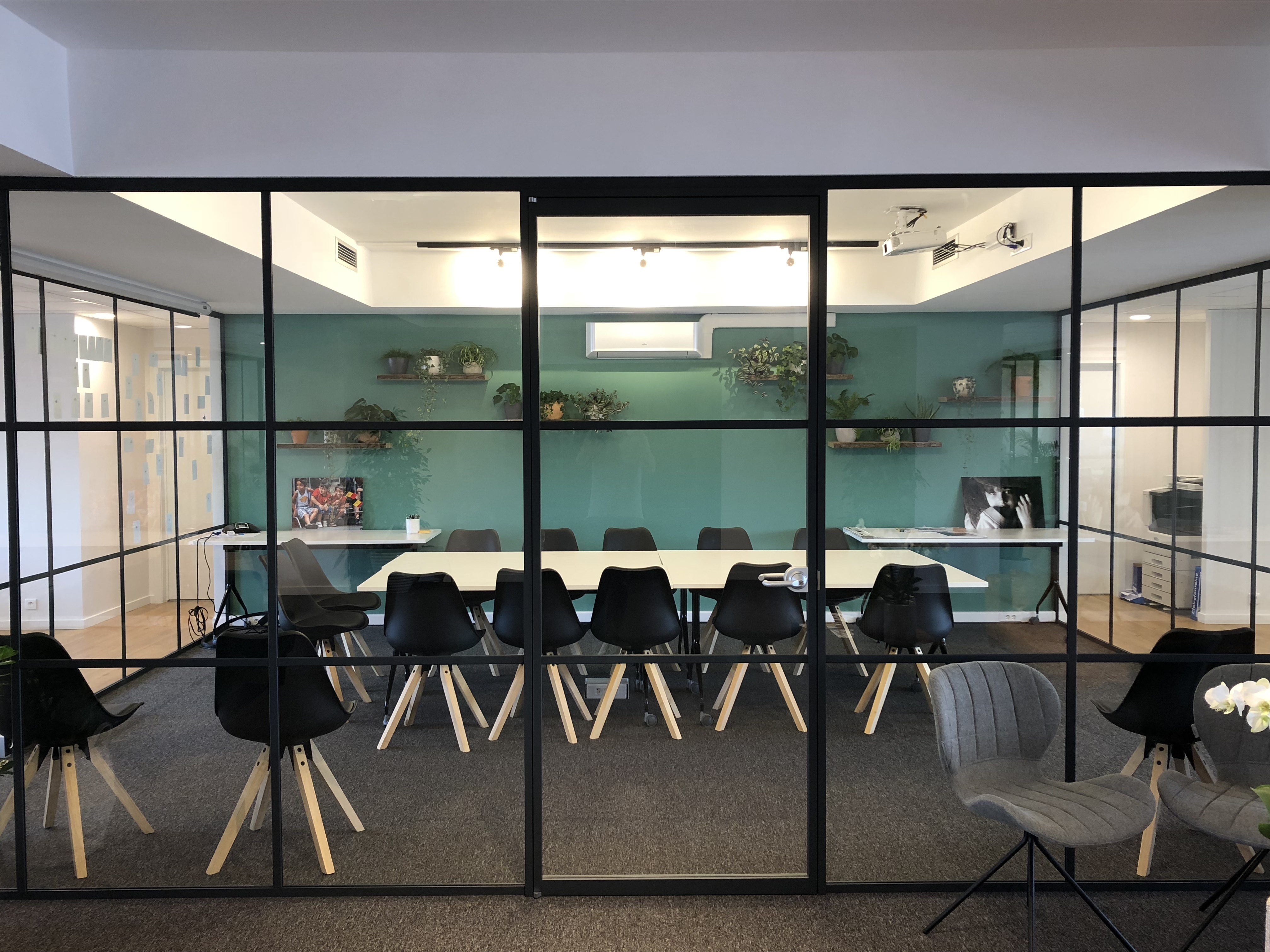 Maple - meeting room