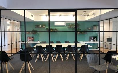Maple - meeting room Maple - meeting room