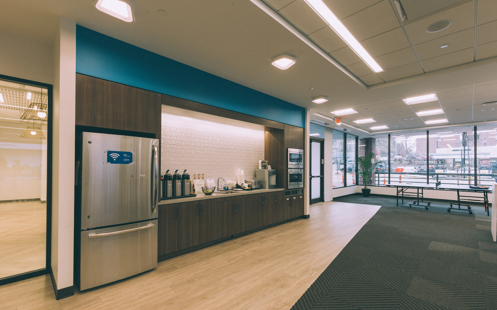 10 Desks private office suite