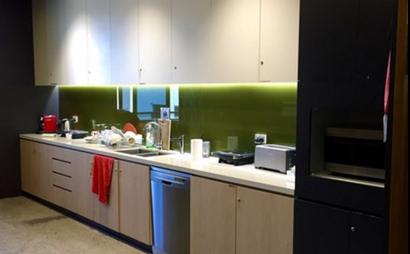 RAWSPACE Dedicated Desks RAWSPACE Dedicated Desks