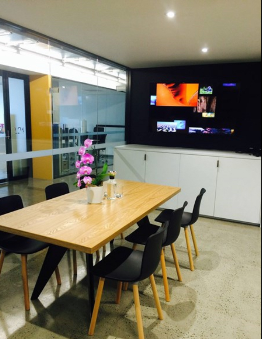 RAWSPACE Private office RAWSPACE Private office