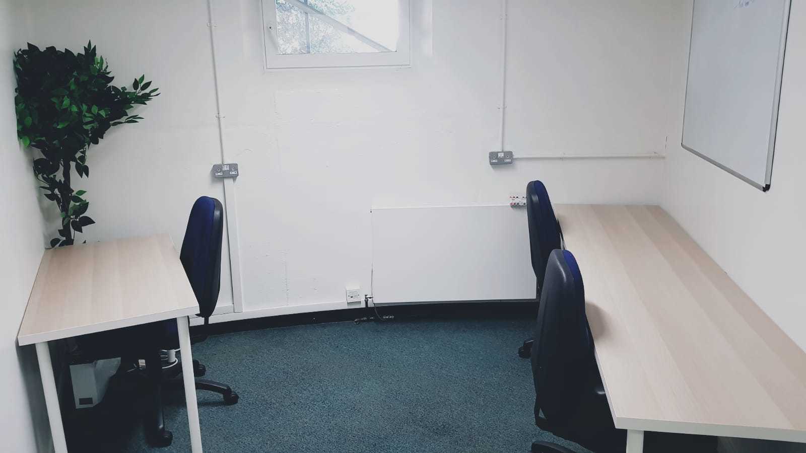 Office 1 - Lovely furnished office spaces in Hammersmith and Fulham @Avonmore 