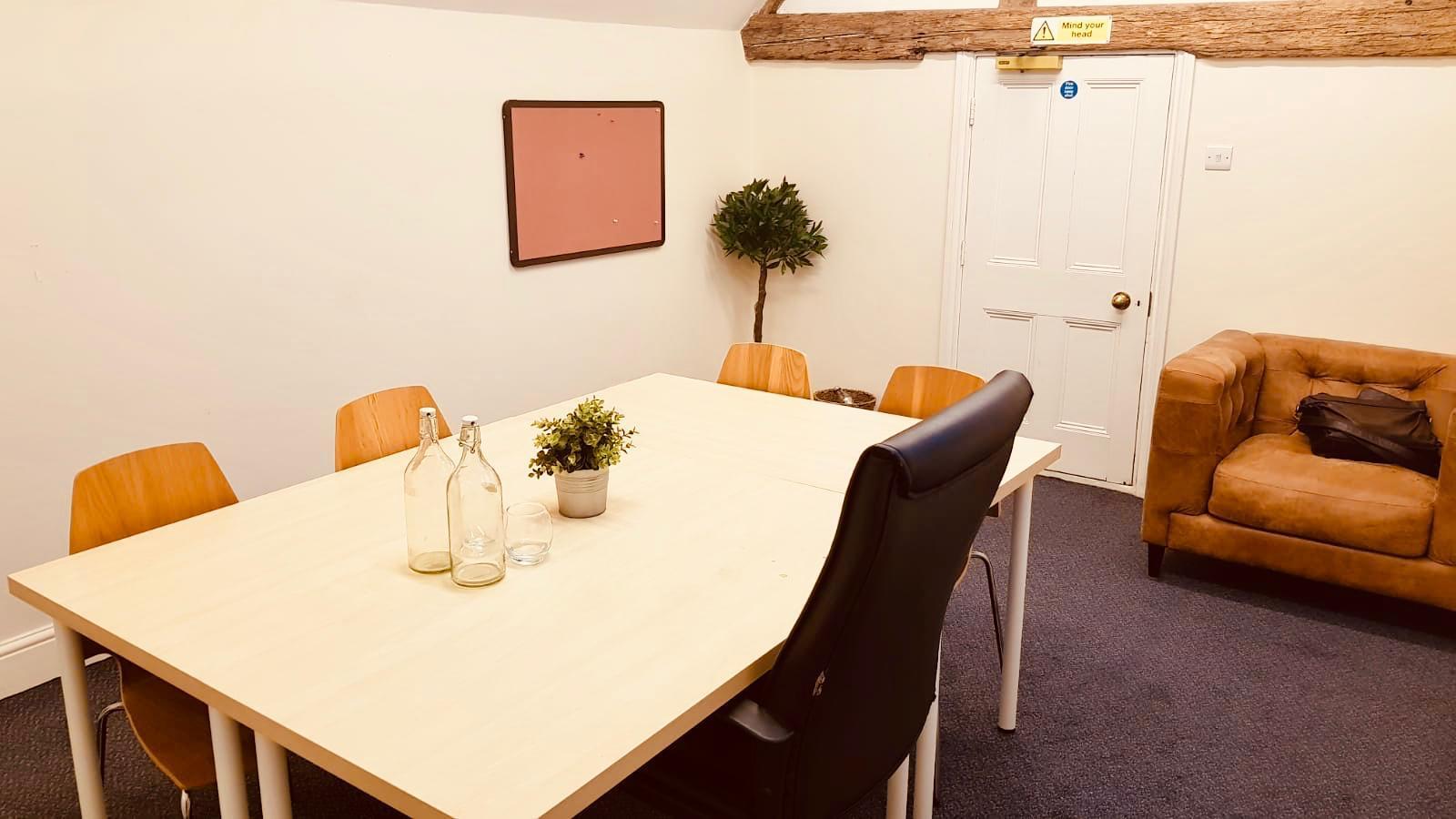 Office 6 - Lovely furnished office space in listed building @Rivertech