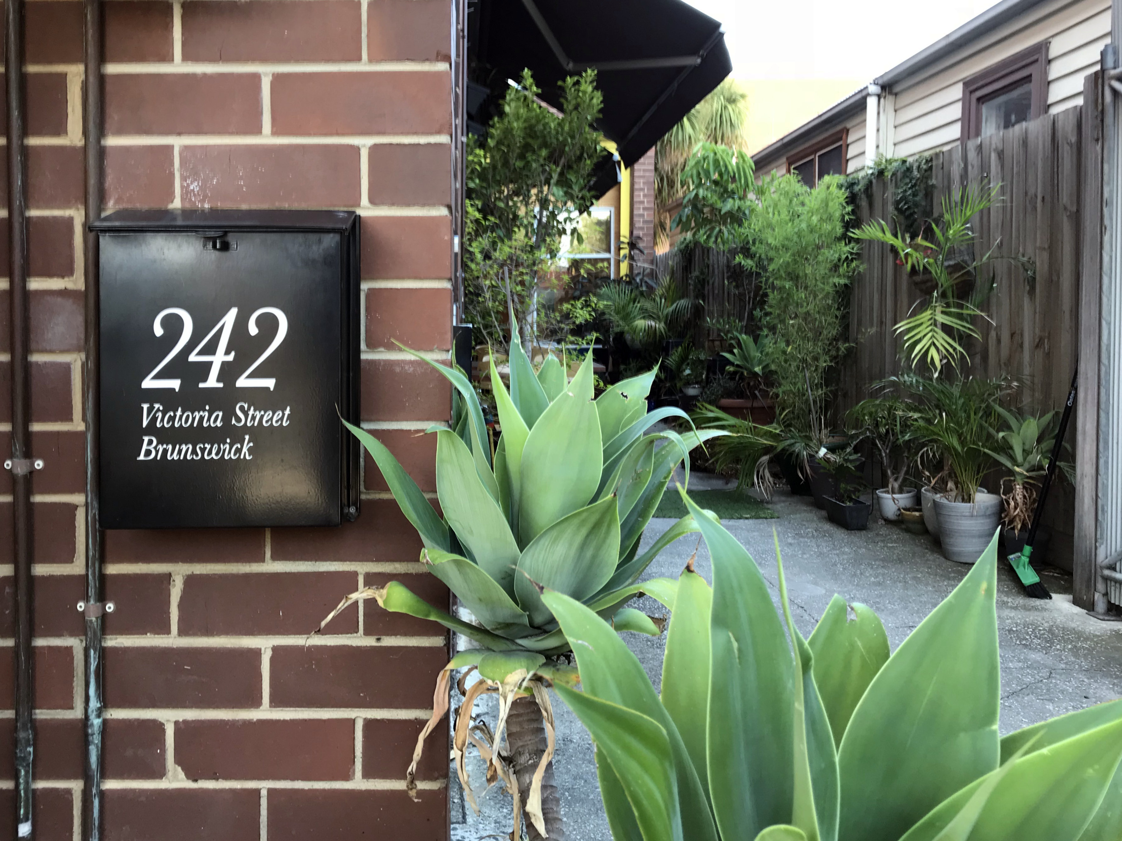 Victoria Street Office