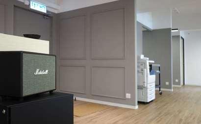 Three Commas Hot Desks&Office Suites Three Commas Hot Desks&Office Suites