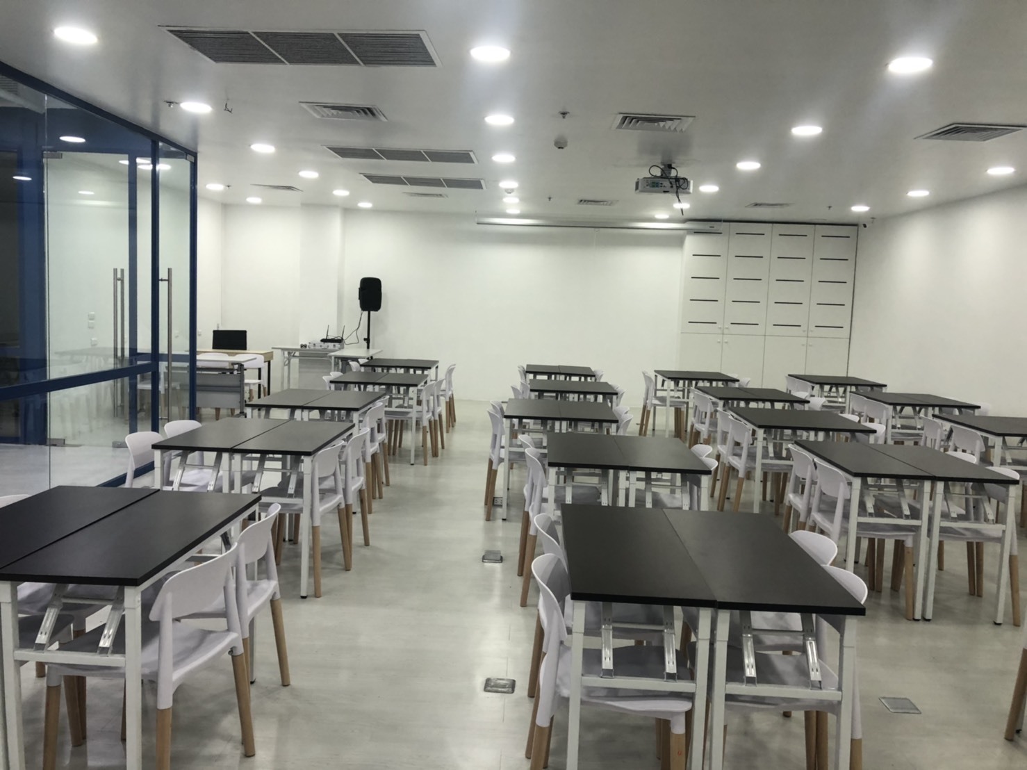 WorkWize Meeting Room - The Street Ratchada