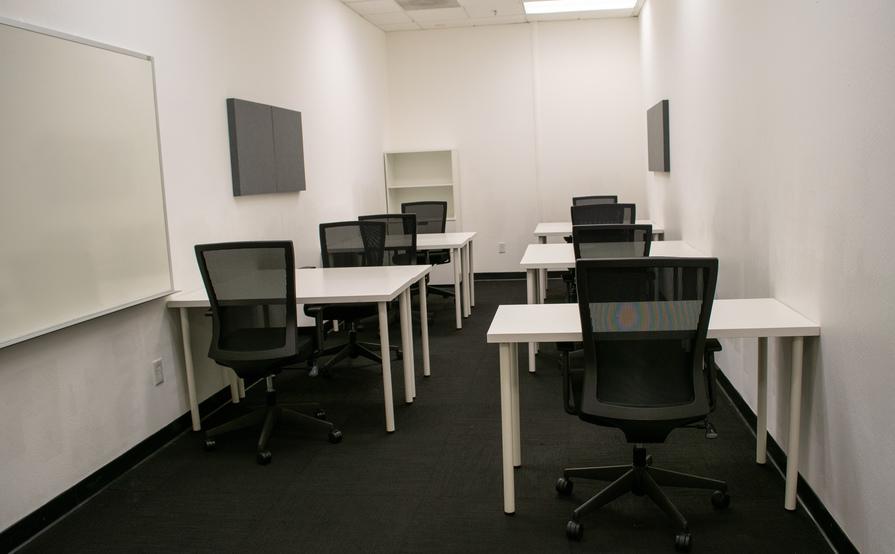 Modern Fully Furnished Office 