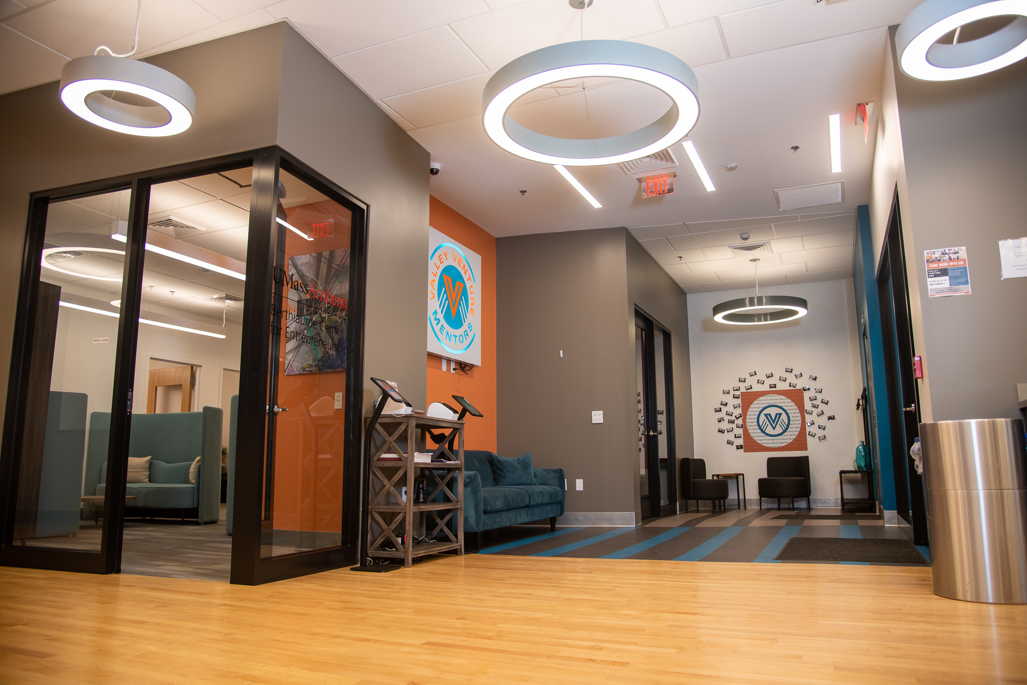 Hot Desk - Punch Pass  (minimum of 5 visits) Hot Desk - Punch Pass  (minimum of 5 visits)
