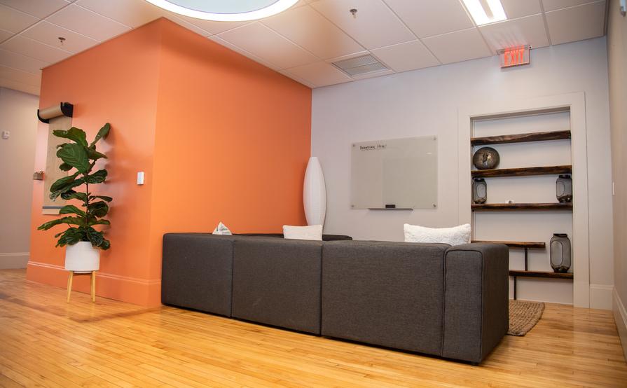 Hot Desk - Punch Pass  (minimum of 5 visits) Hot Desk - Punch Pass  (minimum of 5 visits)