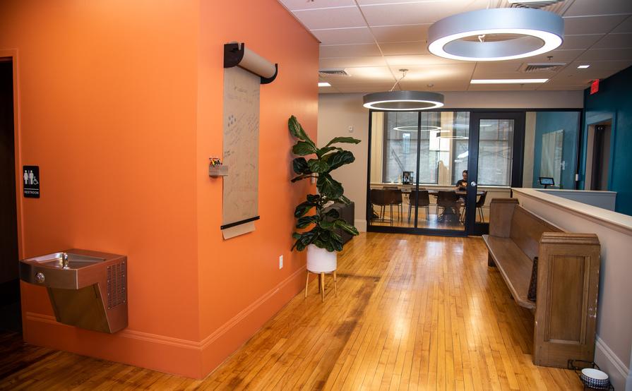 Hot Desk - Punch Pass  (minimum of 5 visits) Hot Desk - Punch Pass  (minimum of 5 visits)