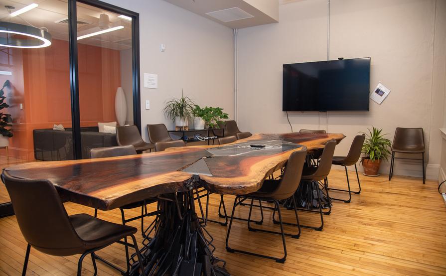 Hot Desk - Punch Pass  (minimum of 5 visits) Hot Desk - Punch Pass  (minimum of 5 visits)
