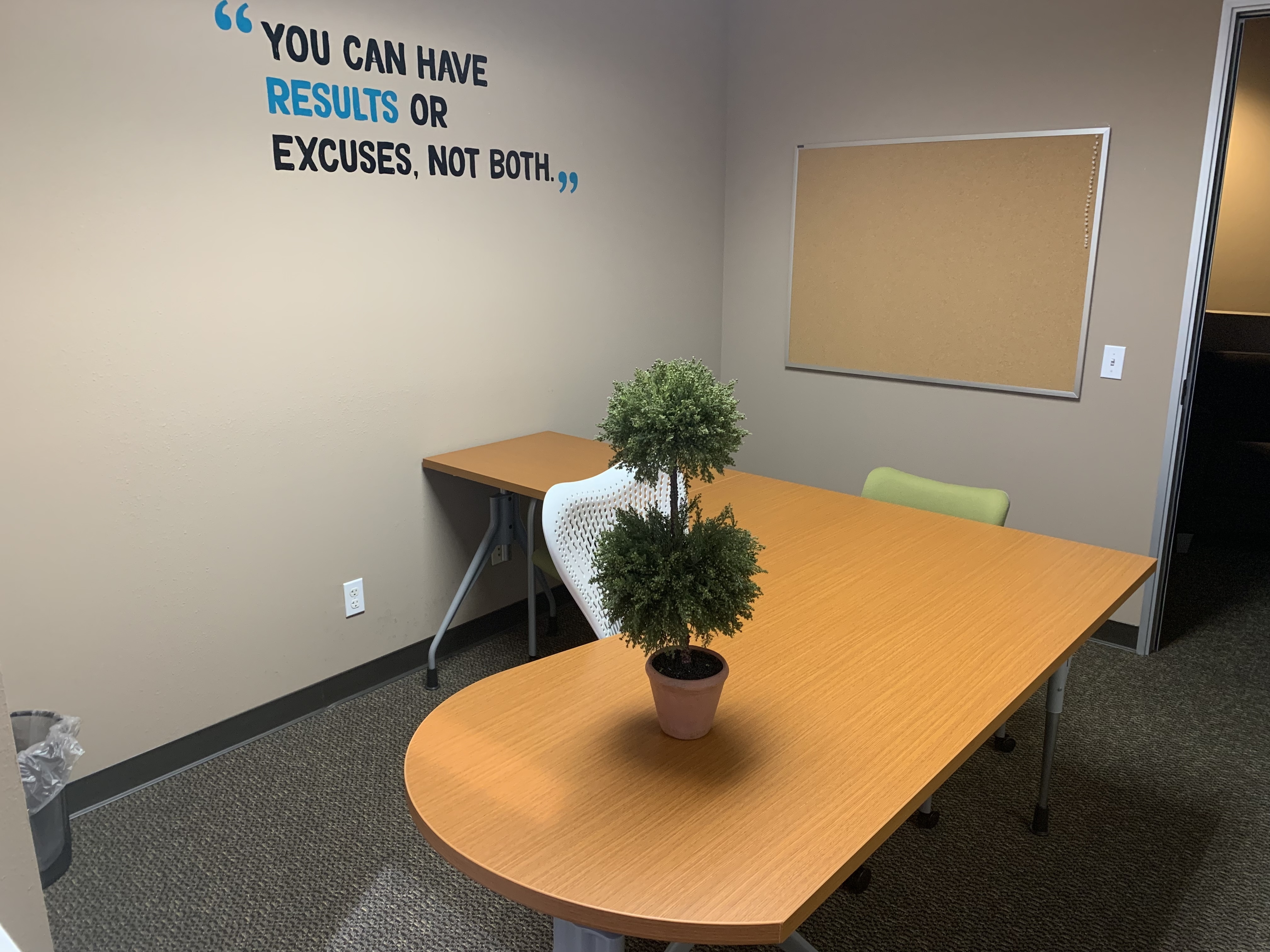 ITC Business Center & Co-working: Private offices  ITC Business Center & Co-working: Private offices