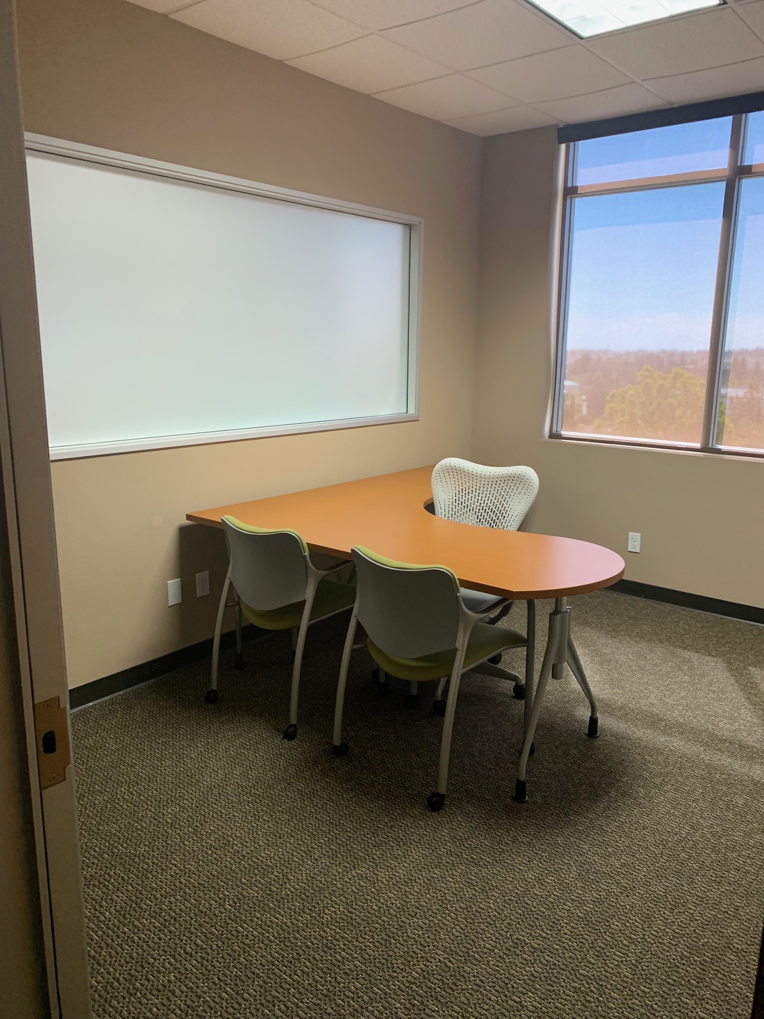 ITC Business Center & Co-working: Private offices  ITC Business Center & Co-working: Private offices