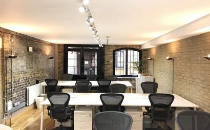 16 desks in private bright office - London Bridge  16 desks in private bright office - London Bridge