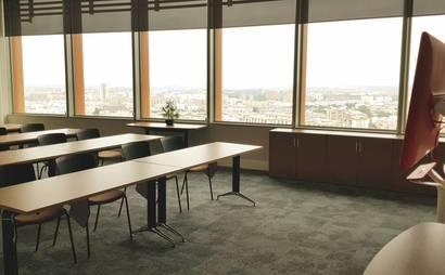 Inn Offices Torre Sevilla Inn Offices Torre Sevilla