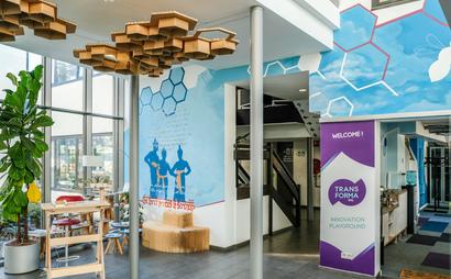 Coworking: Coworker membership (5d/week)  Coworking: Coworker membership (5d/week)