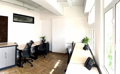 Private Office Room in Central! (1-8 people)