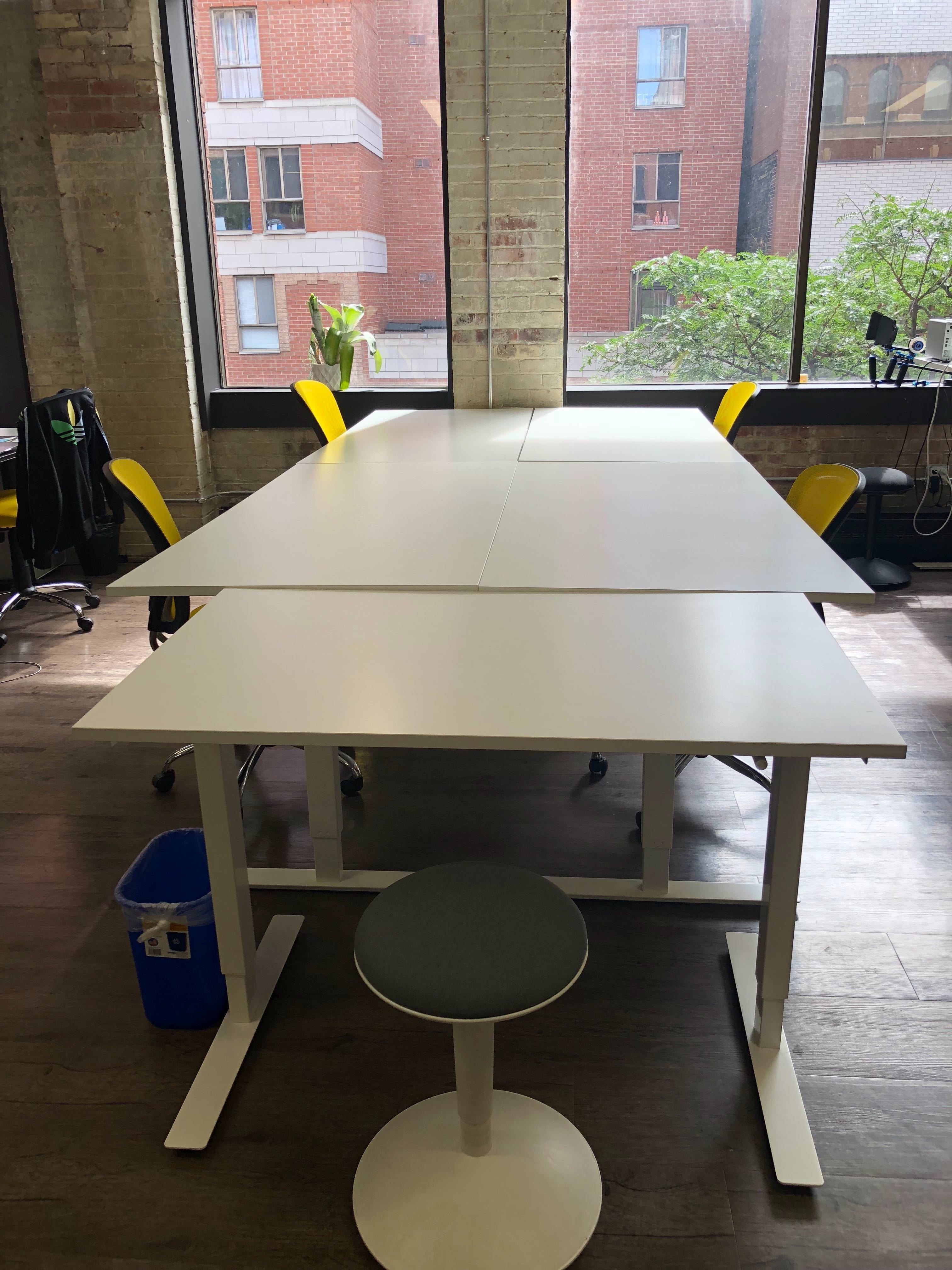 Dedicated Desks - Downtown Toronto Dedicated Desks - Downtown Toronto