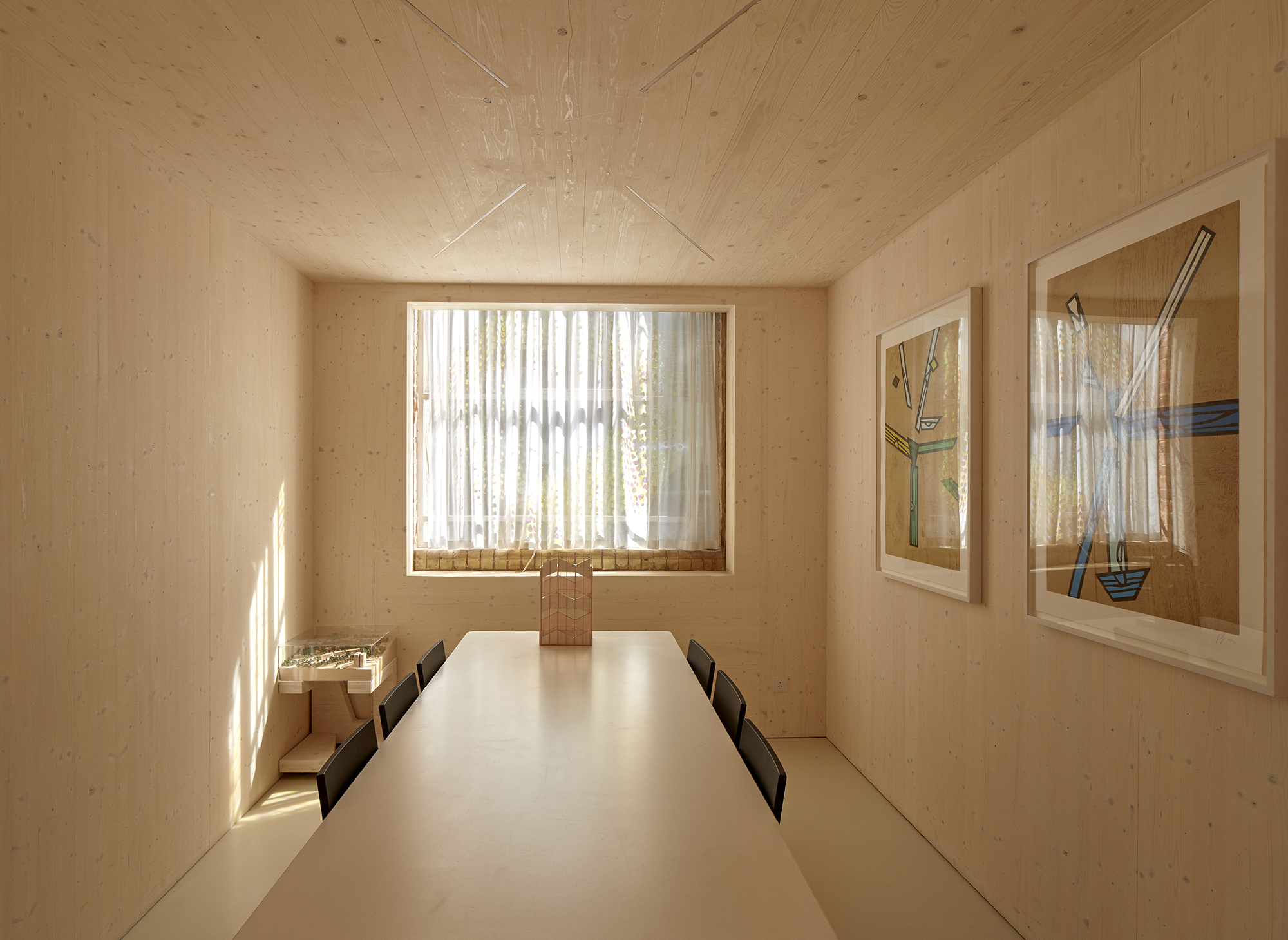Desk spaces in bright architectural practice Desk spaces in bright architectural practice