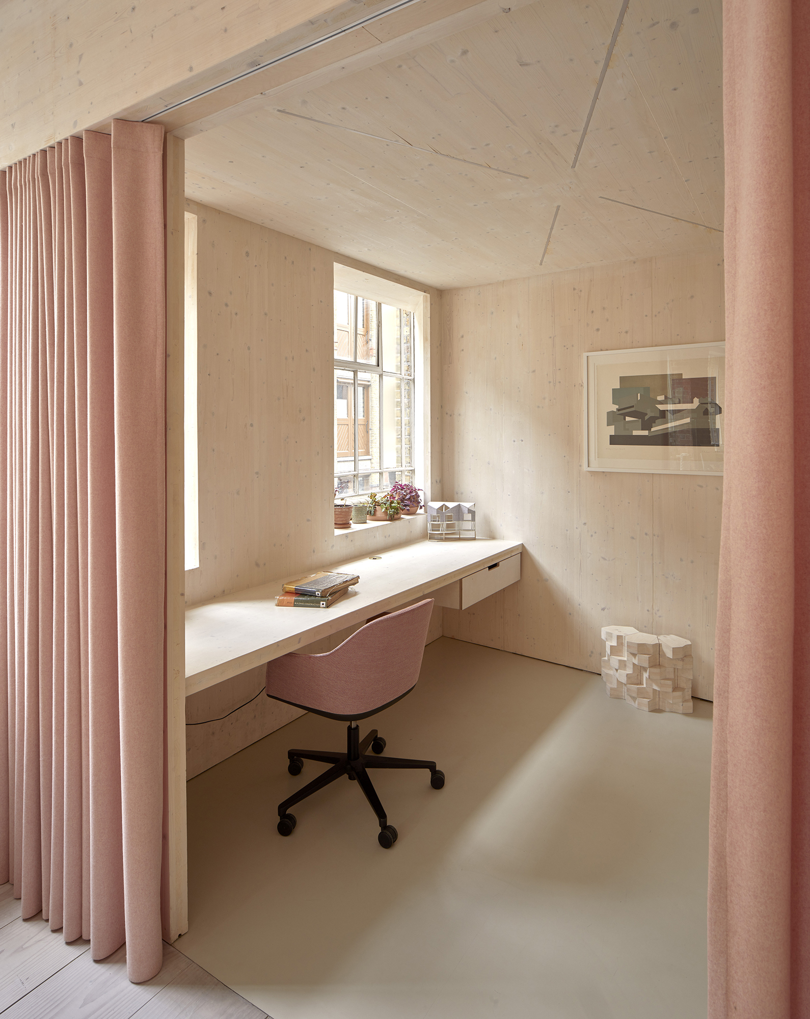 Desk spaces in bright architectural practice Desk spaces in bright architectural practice