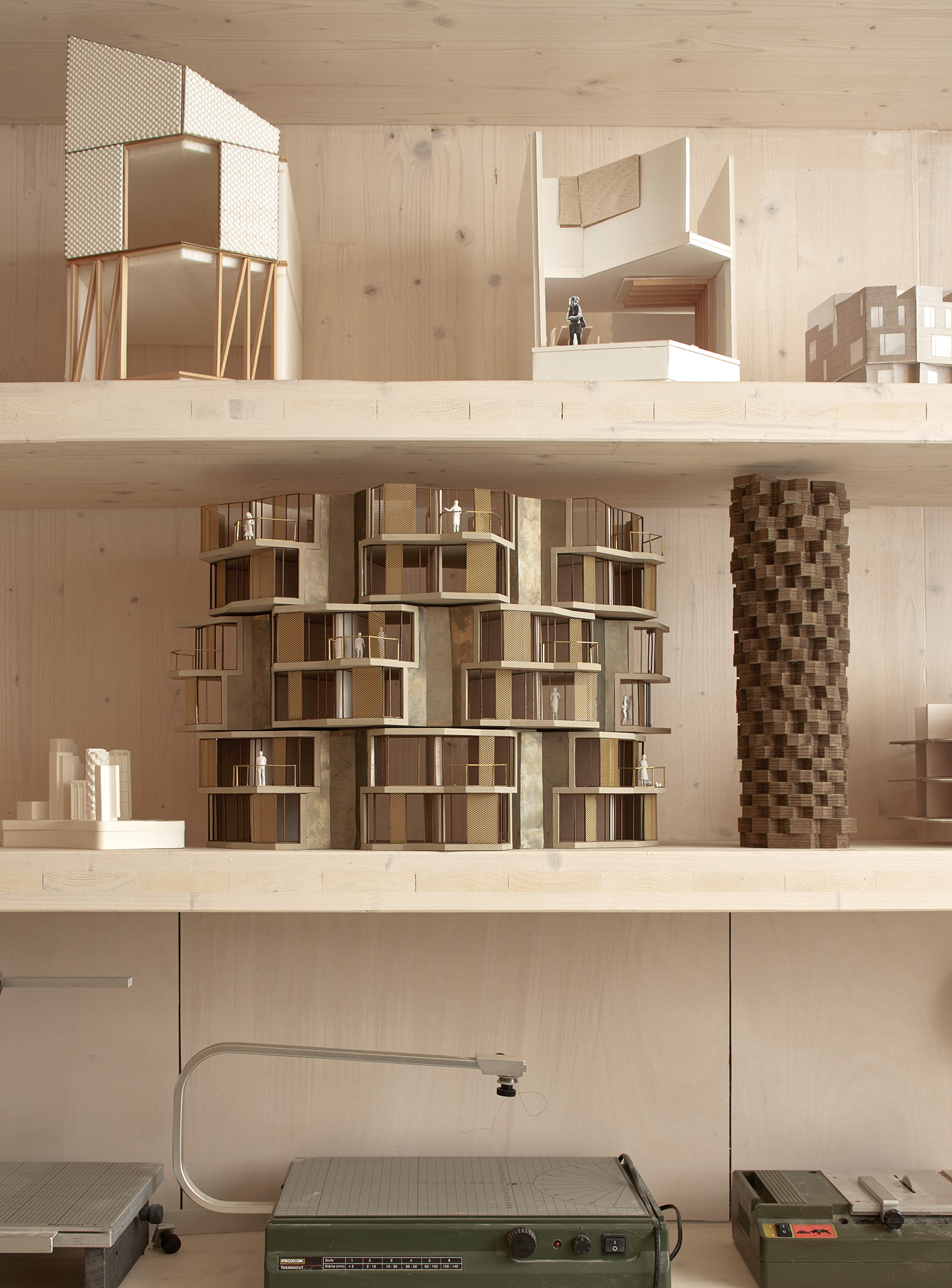 Desk spaces in bright architectural practice Desk spaces in bright architectural practice