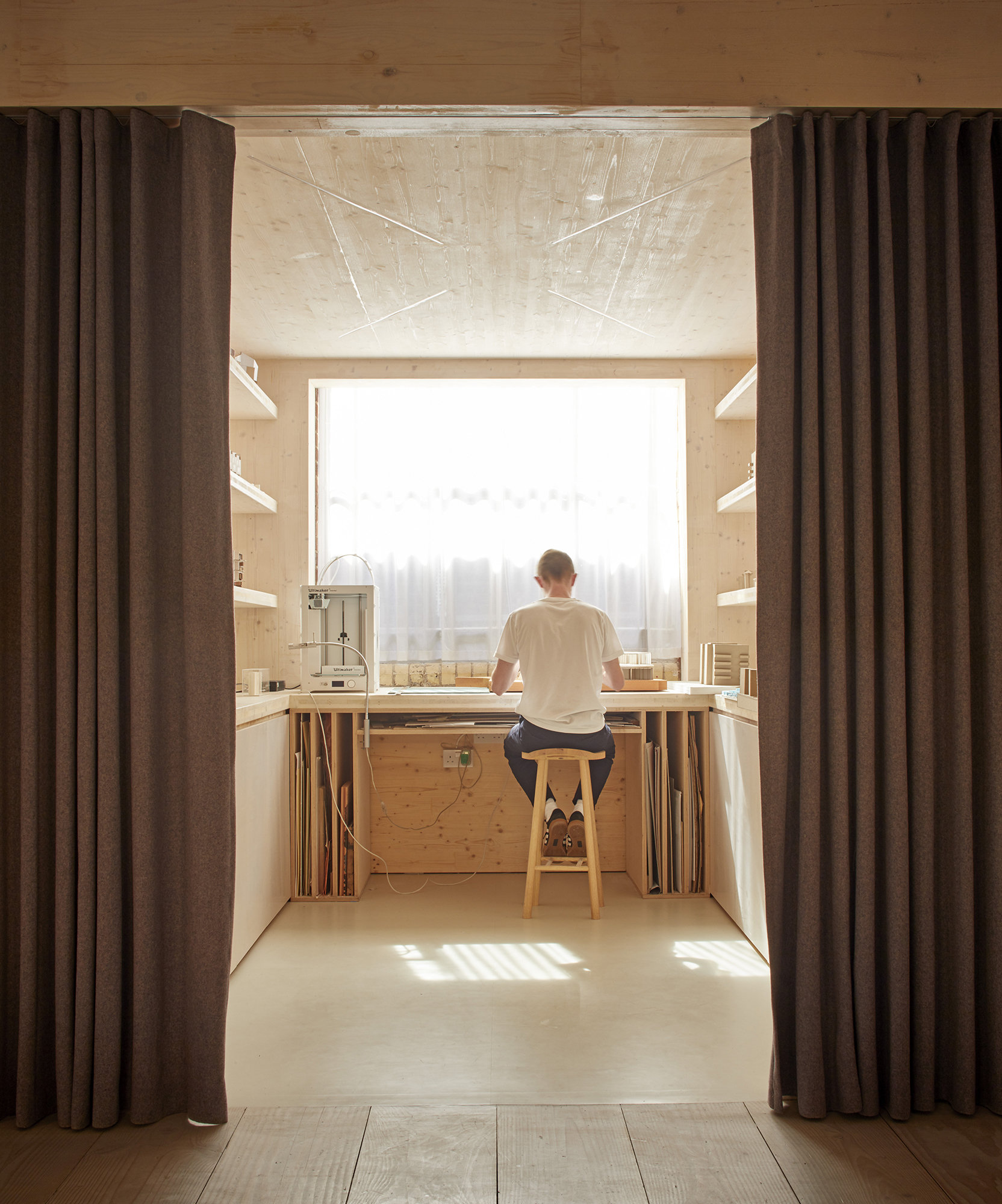 Desk spaces in bright architectural practice Desk spaces in bright architectural practice