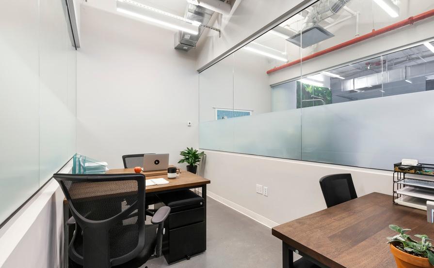 3 Person Office-Ignitia Office 3 Person Office-Ignitia Office