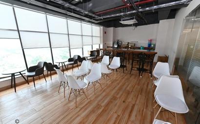 Incuspaze - Summit Incuspaze - Summit