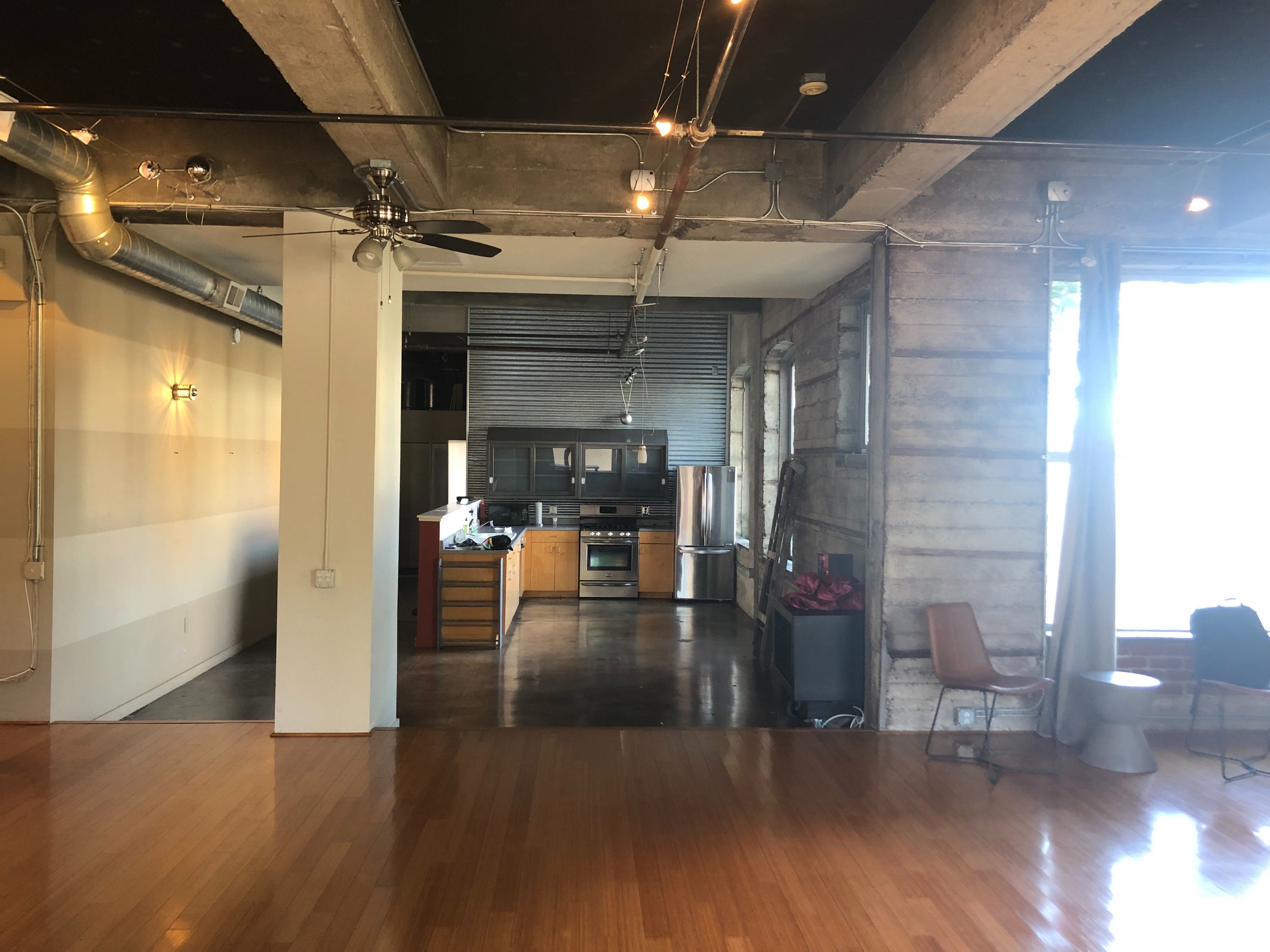 Beautiful Co-working Loft Beautiful Co-working Loft