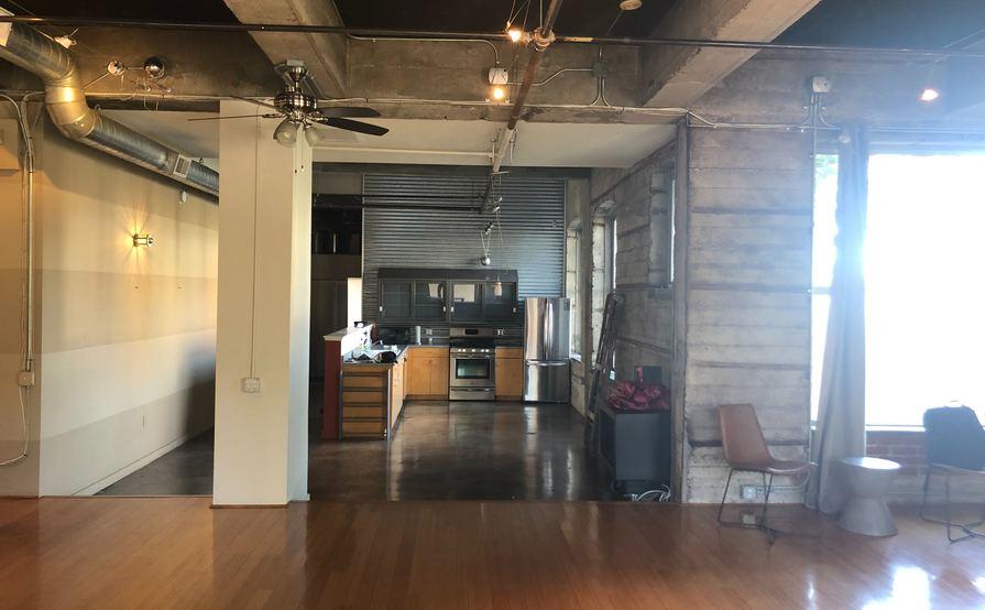 Beautiful Co-working Loft Beautiful Co-working Loft