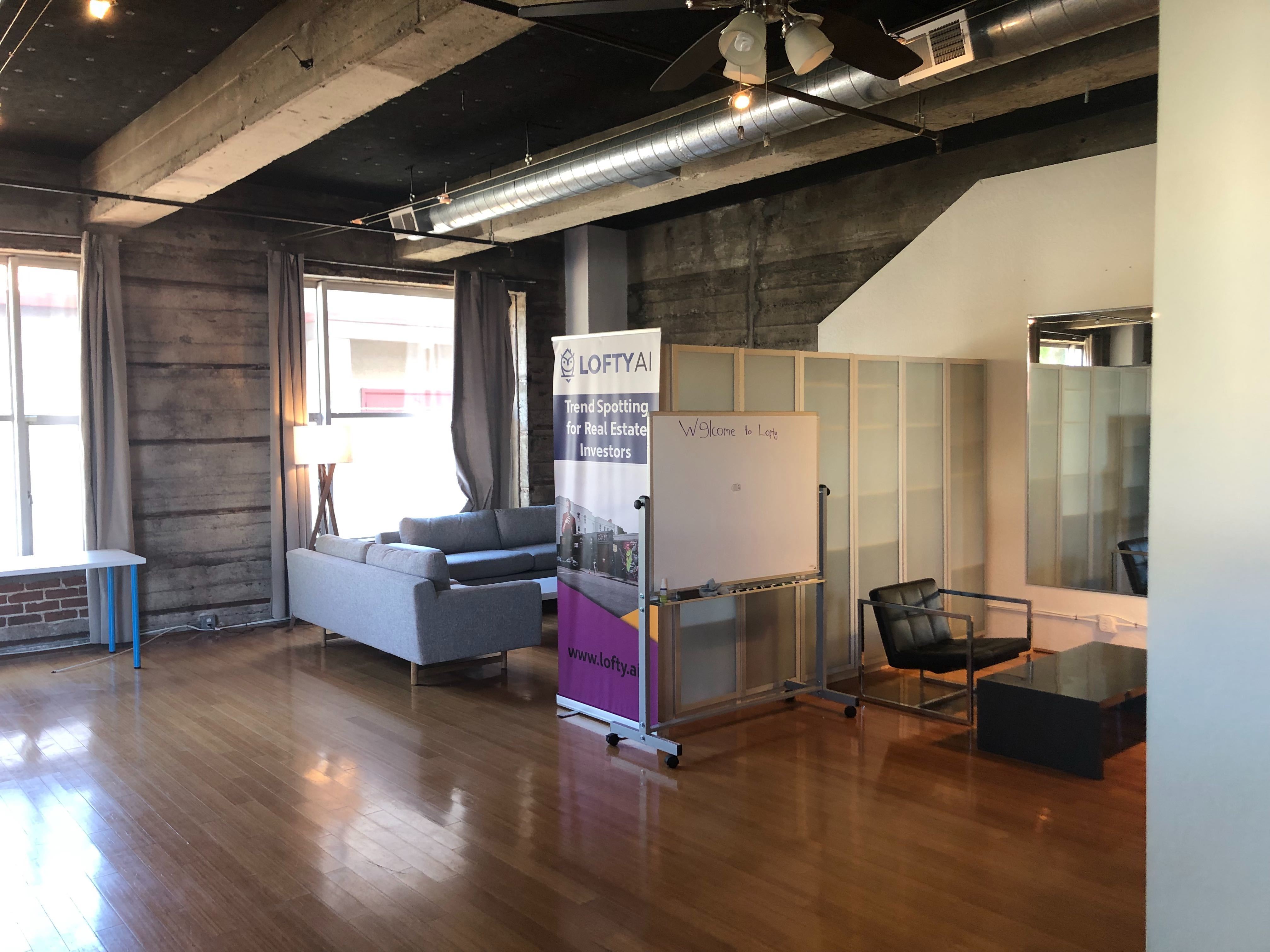 Beautiful Co-working Loft Beautiful Co-working Loft