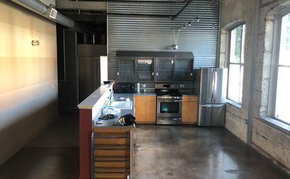 Beautiful Co-working Loft Beautiful Co-working Loft