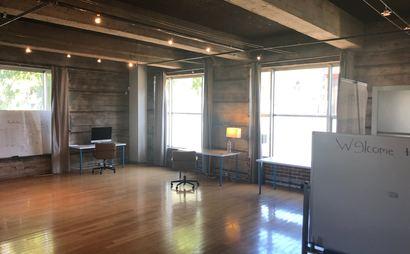 Beautiful Co-working Loft Beautiful Co-working Loft